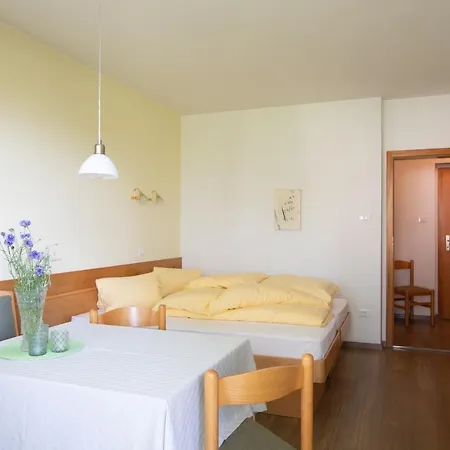 Apart Otel Huber 2*